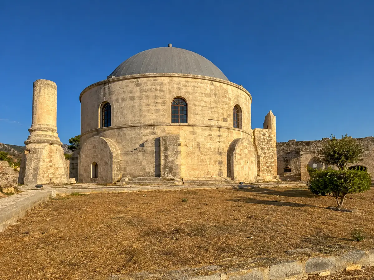 Die venezianischen Mauern der Fortezza von Rethymno über der Altstadt